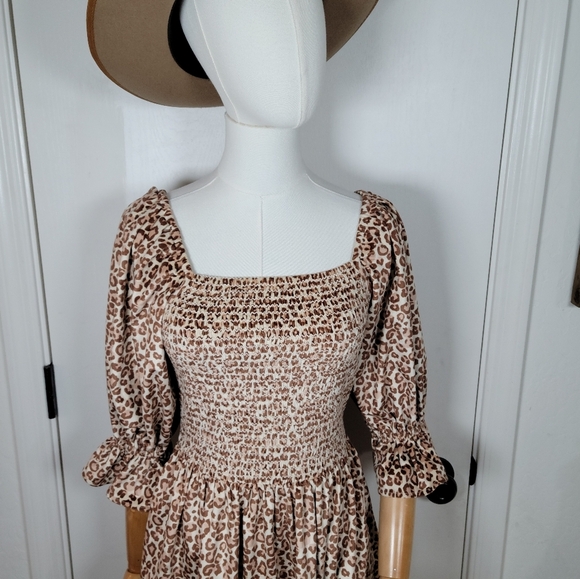 Ivy City Co. Leapord Print Smocked Dress Size Small - Picture 6 of 15